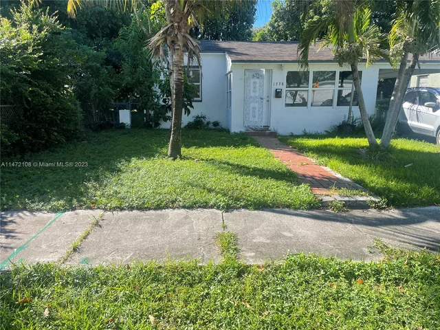 1778 NW 56th St, Miami FL 33142