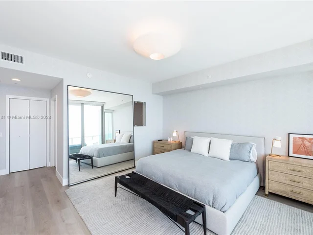 360 Ocean Dr # 904S, Key Biscayne FL 33149