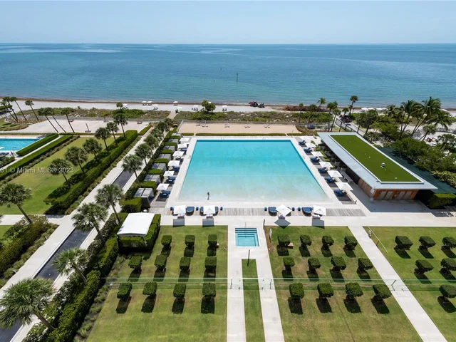 360 Ocean Dr # 904S, Key Biscayne FL 33149