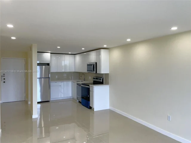 16851 NE 23rd Ave # 521, North Miami Beach FL 33160