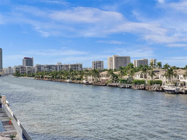 1400 S Ocean Dr # 406, Hollywood FL 33019