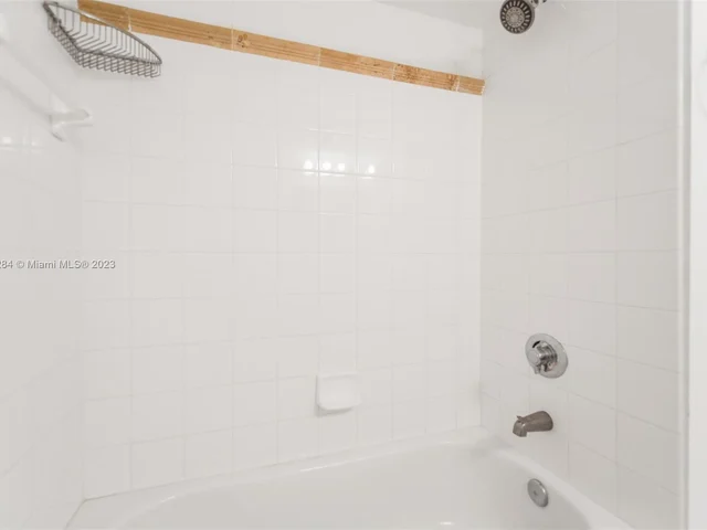 1200 Brickell Bay Dr. #2315, Miami FL 33131