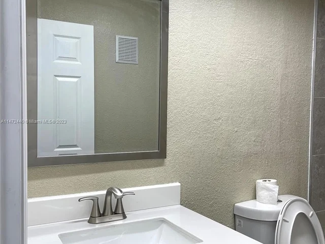 400 NW 65th Ave # 120, Margate FL 33063