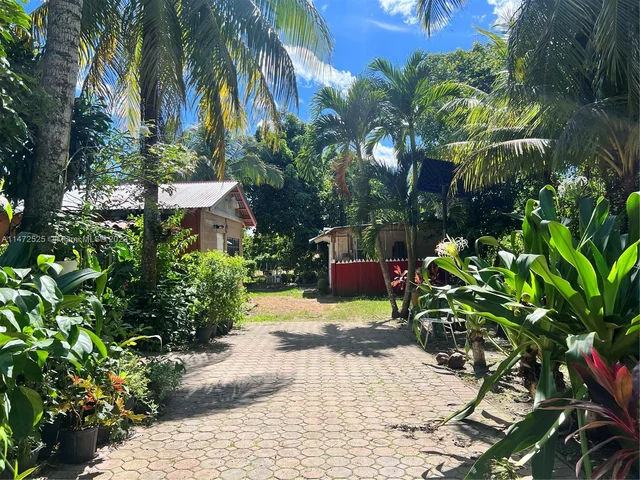 15850 SW 232nd St, Miami FL 33170