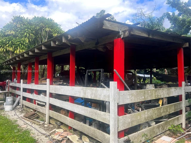 15850 SW 232nd St, Miami FL 33170