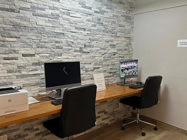 18683 Collins Ave # 2009, Sunny Isles Beach FL 33160