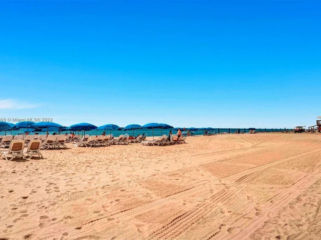 18683 Collins Ave # 2009, Sunny Isles Beach FL 33160