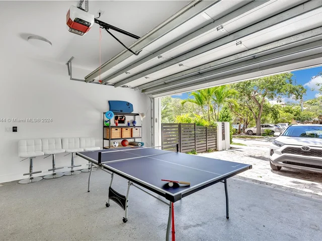 1516 SE 1st St # A, Fort Lauderdale FL 33301