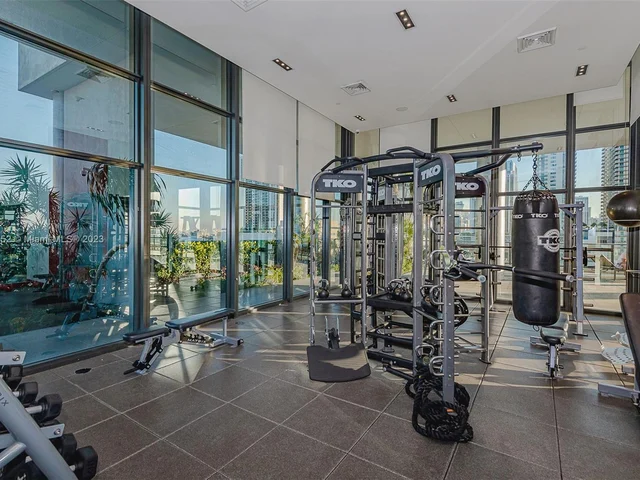 1600 NE 1st Ave # 3111, Miami FL 33132