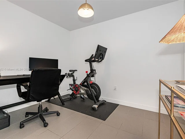 1600 NE 1st Ave # 3111, Miami FL 33132