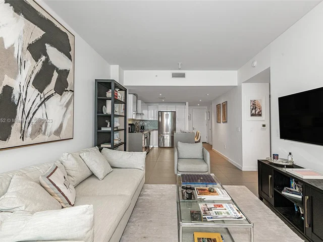 1600 NE 1st Ave # 3111, Miami FL 33132