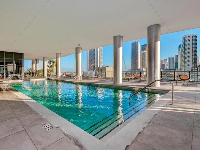 1600 NE 1st Ave # 3111, Miami FL 33132