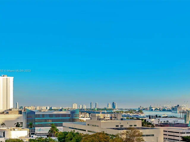 1600 NE 1st Ave # 3111, Miami FL 33132