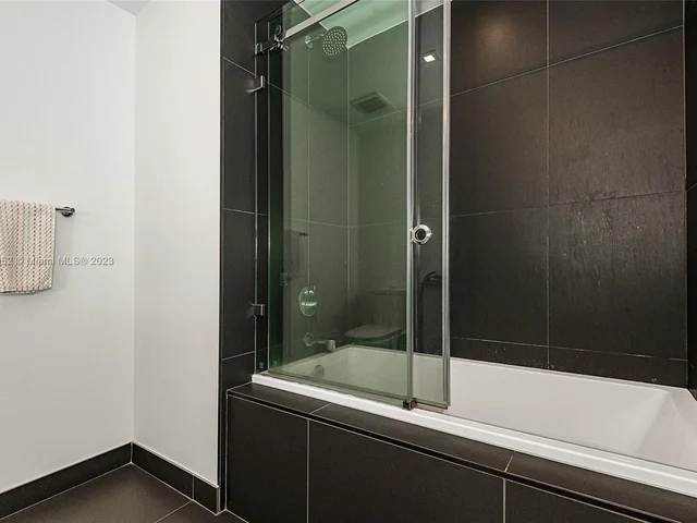 1600 NE 1st Ave # 3111, Miami FL 33132