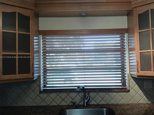 1100 Colony Point Cir # 101, Pembroke Pines FL 33026