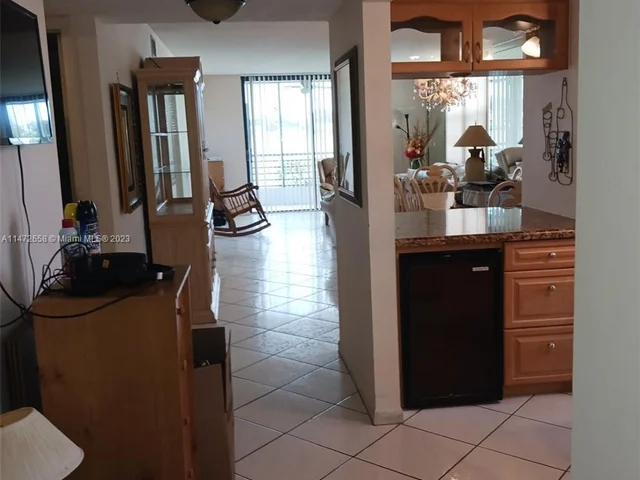 1100 Colony Point Cir # 101, Pembroke Pines FL 33026