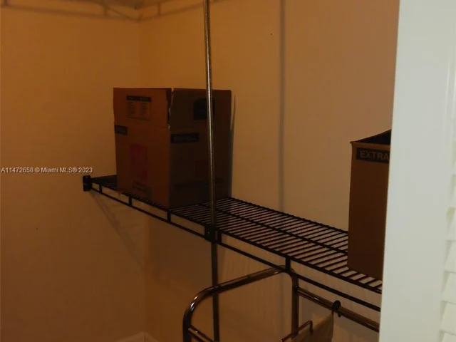 1100 Colony Point Cir # 101, Pembroke Pines FL 33026