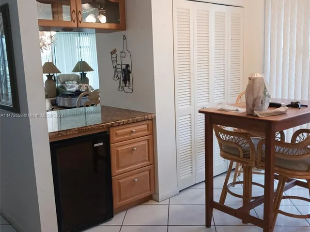 1100 Colony Point Cir # 101, Pembroke Pines FL 33026