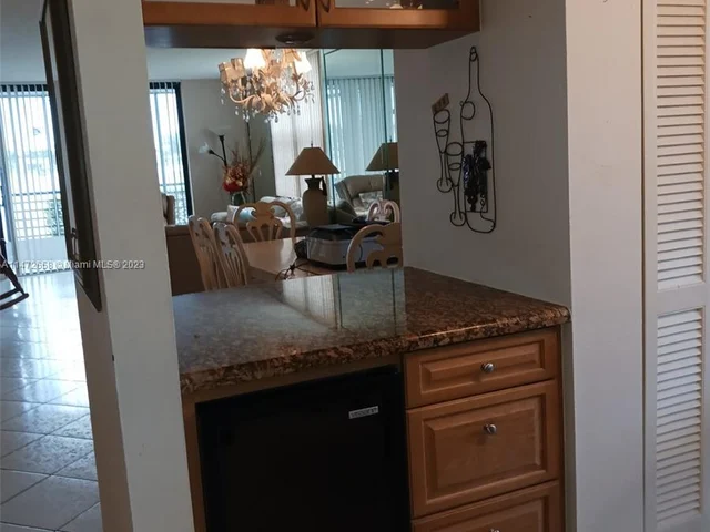 1100 Colony Point Cir # 101, Pembroke Pines FL 33026