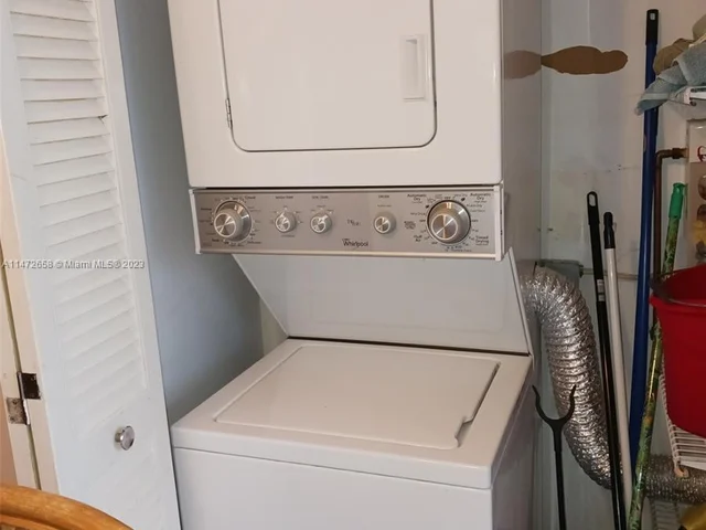 1100 Colony Point Cir # 101, Pembroke Pines FL 33026