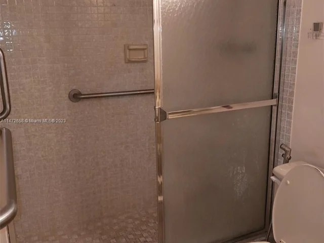 1100 Colony Point Cir # 101, Pembroke Pines FL 33026