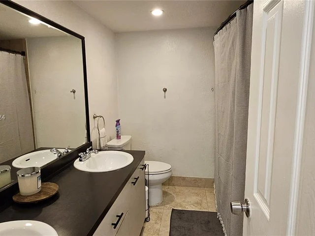 3392 NW 63rd St, Fort Lauderdale FL 33309