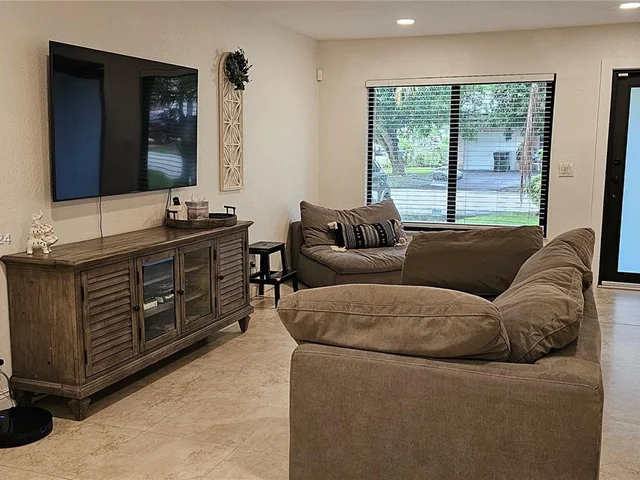 3392 NW 63rd St, Fort Lauderdale FL 33309