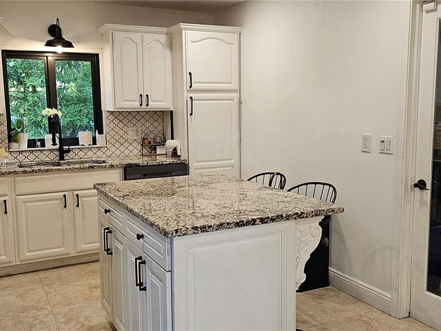 3392 NW 63rd St, Fort Lauderdale FL 33309