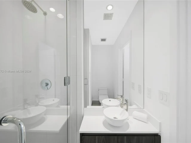 480 NE 31st St # 4105, Miami FL 33137