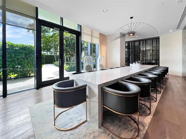 480 NE 31st St # 4105, Miami FL 33137