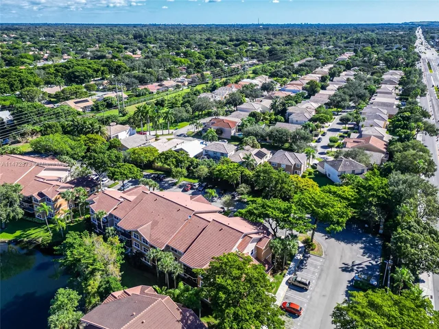 8721 Wiles Rd # 103, Coral Springs FL 33067