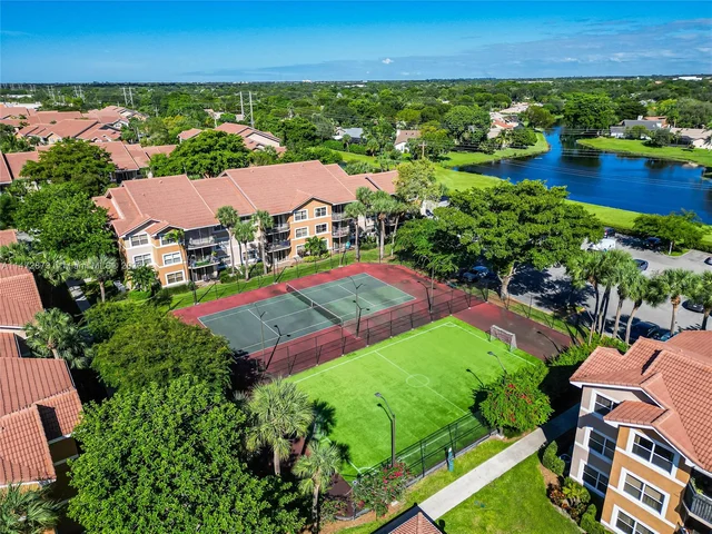 8721 Wiles Rd # 103, Coral Springs FL 33067
