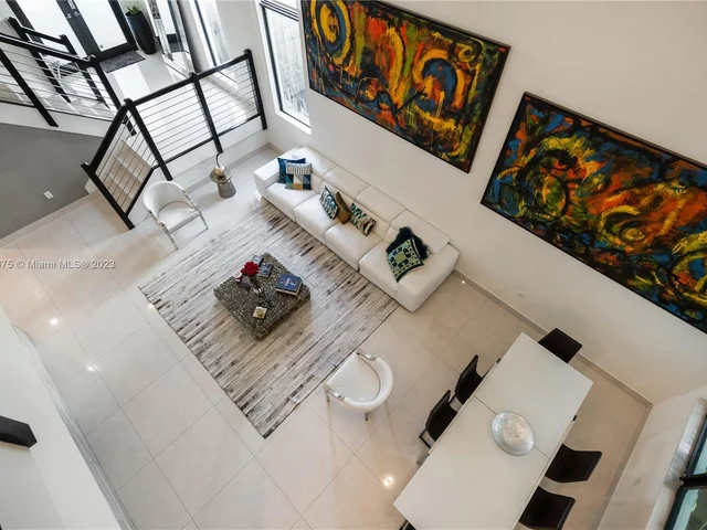 7641 NW 102nd Ct, Doral FL 33178