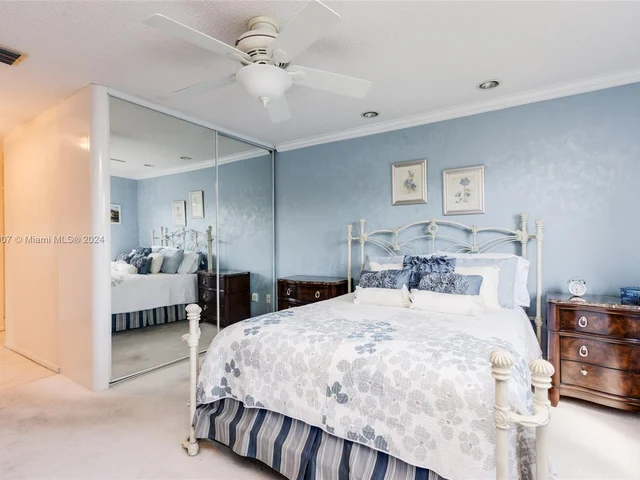 8566 Casa Del Lago # H, Boca Raton FL 33433