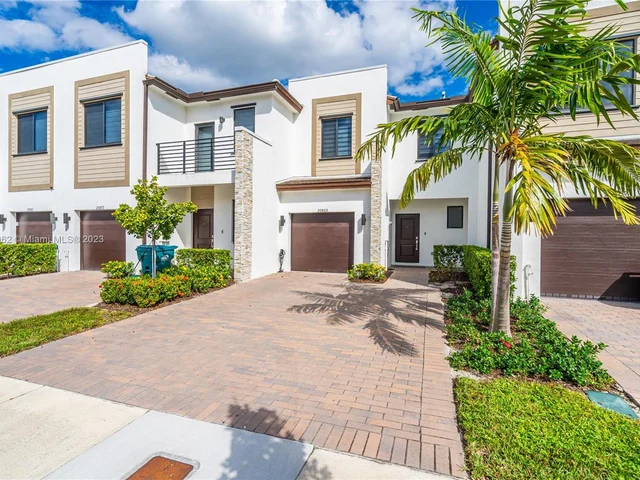 20865 NE 7th Ct # 20865, Miami FL 33179