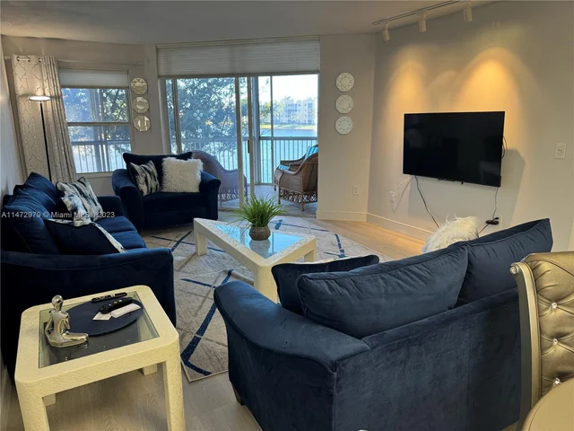 7736 Granville Dr # 205, Tamarac FL 33321