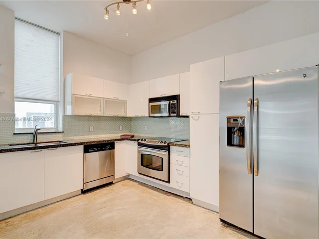 234 NE 3rd St # 1607, Miami FL 33132