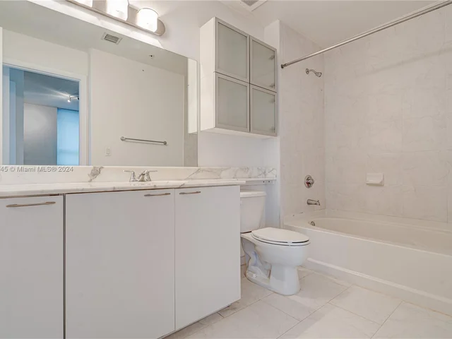 234 NE 3rd St # 1607, Miami FL 33132