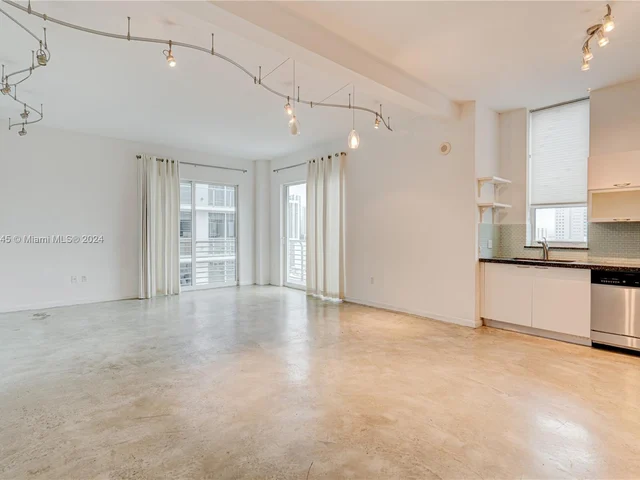 234 NE 3rd St # 1607, Miami FL 33132