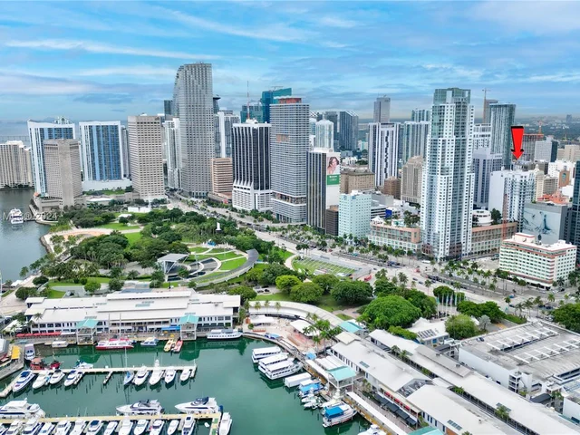 234 NE 3rd St # 1607, Miami FL 33132