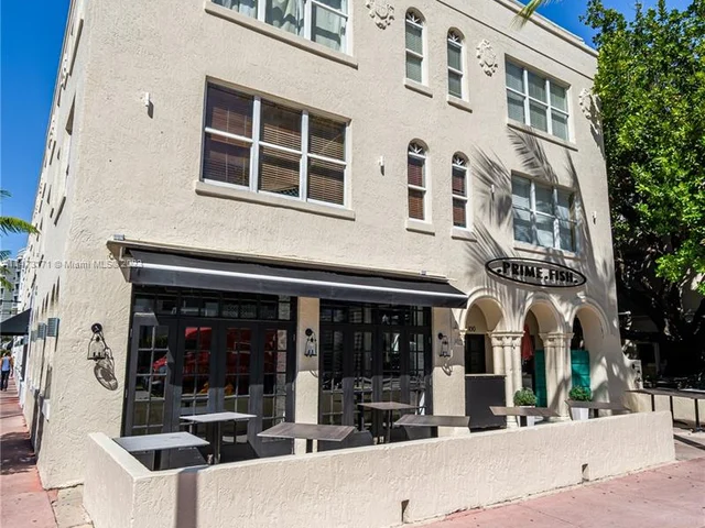 100 Collins Ave # 203, Miami Beach FL 33139