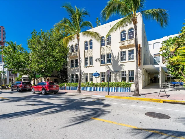 100 Collins Ave # 203, Miami Beach FL 33139