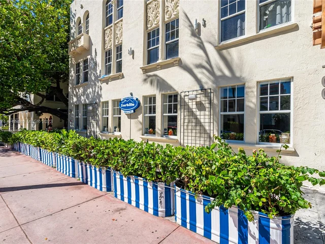 100 Collins Ave # 203, Miami Beach FL 33139