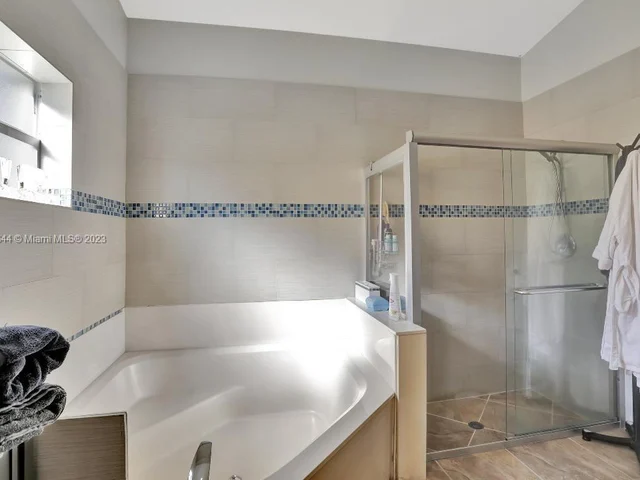 10810 Fox Glen Dr, Boca Raton FL 33428