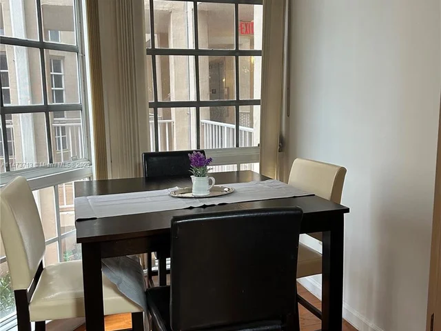 1280 S Alhambra Cir # 2213, Coral Gables FL 33146