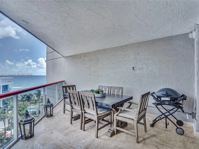 6767 Collins # 901, Miami Beach FL 33141