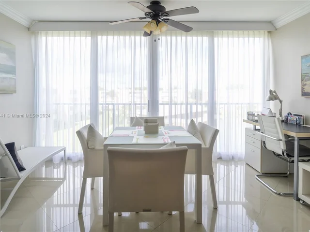 201 SE 11th Ter # 405, Dania Beach FL 33004