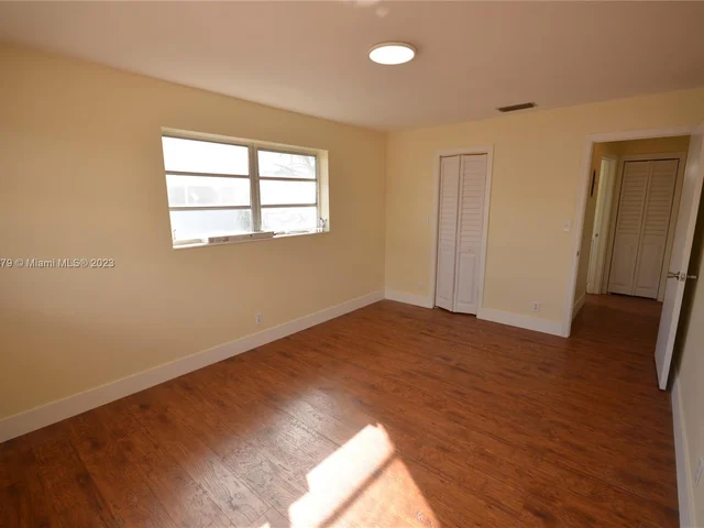 2753 NE 28th St # 8E, Lighthouse Point FL 33064