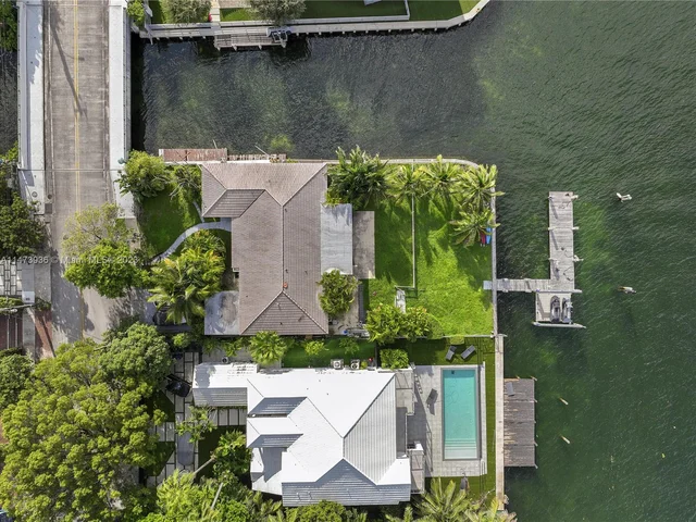 1885 Cleveland Rd, Miami Beach FL 33141