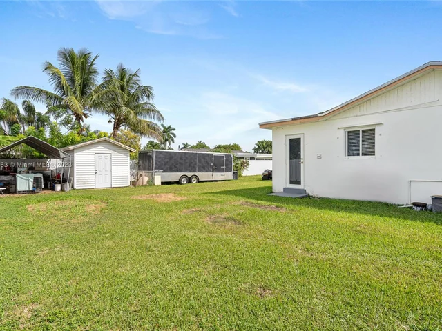 509 NW 15th St, Homestead FL 33030